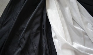 白色衣服被黑色衣服染了怎么办 白色衣服被黑色的染了怎么办