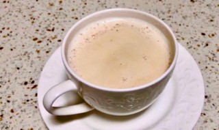 家庭做奶茶的简单方法（茶叶做奶茶的正确方法）
