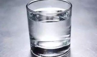正确喝水方法（正确喝水方法图片）