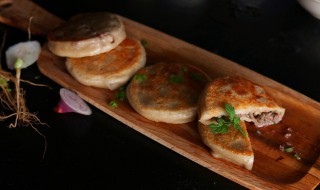 酥牛肉饼和面技巧 香酥牛肉饼的配方及制作方法制作窍门