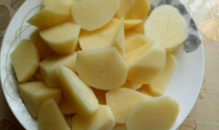 土豆可以削皮后冷冻保存（土豆削皮冻冰箱能吃吗）