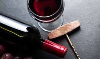 没有红酒开瓶器怎么取出木塞（打火机怎么开红酒木塞）