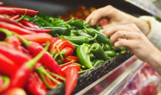 腌咸辣椒的方法 腌制小辣椒的方法