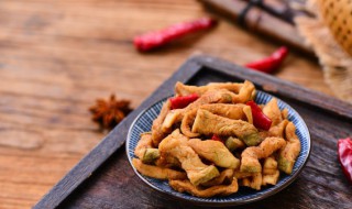 辣椒萝卜条的腌制方法 辣椒萝卜条的腌制方法视频