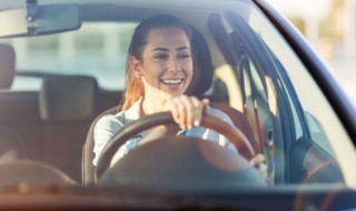 冬季如何防止汽车玻璃起雾 冬季怎样防止车玻璃起雾