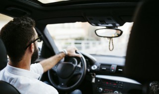 如何对汽车进行保养 如何给汽车保养