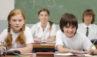 冠组词多音字 冠军的冠组词多音字