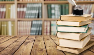 宝剑赠与烈士下一句 宝剑赠烈士什么意思