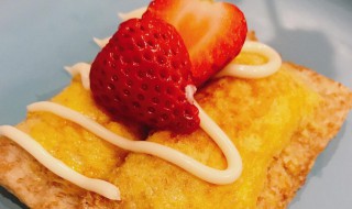 皇冠草莓派的做法（草莓皇冠简笔画）