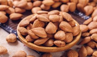 杏仁怎么吃最有营养 一般生吃杏仁几粒才会中毒