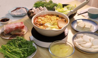 韩式部队素火锅的做法(韩式部队火锅食材)