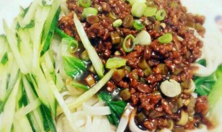 炸酱面的家常做法及材料（炸酱面做法大全家常）