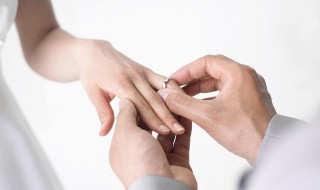 结婚戒指怎么戴 结婚戒指怎么戴才正确