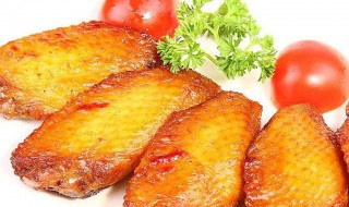 烤鸡翅要怎么吃（烤鸡翅要怎么吃才好吃）
