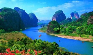 龙虎山在哪里（龙虎山在哪里哪个省份哪个市）