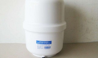 净水器储水罐怎么清洗（净水器储水罐怎么清洗视频教程）