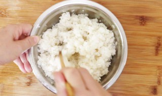糯米搭配什么一起吃（糯米和什么食物搭配适宜?）