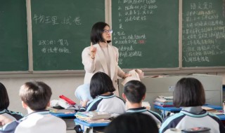 何当金络脑快走踏清秋的意思 何当金络脑快走踏清秋的意思10字