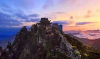 九华山在哪里（九华山在哪里个城市）
