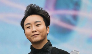 爱恨就在一瞬间是什么歌（爱恨就在一瞬间是什么歌名）