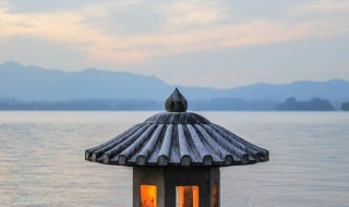 西湖十景介绍（龙井西湖十景介绍）