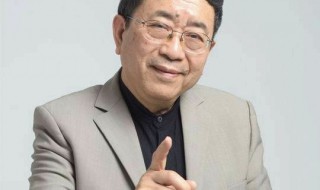 余秋雨简介（都江堰作者余秋雨简介）