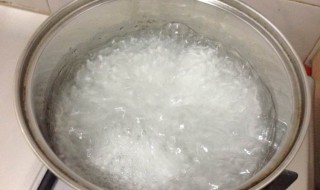 西米露煮完为什么有白点 为啥西米露煮了很久里面还是白色的?
