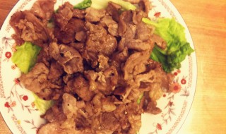 羊肉在烤箱里怎么做（羊肉在烤箱里怎么做好吃）