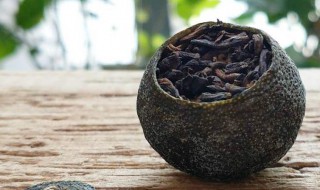 喝小青柑普洱茶的功效与作用（喝小青柑普洱茶的功效与作用可以和菊花一起喝吗?）