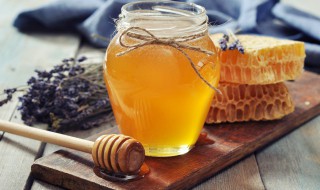 蜂蜜应该怎么喝才好（女人长期喝蜂蜜水好吗）