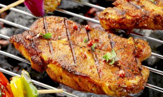 牛排火锅怎么做好吃 牛肉火锅的做法及配料