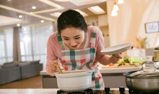 老鸭炖白菜怎么做（老鸭炖白菜怎么做好吃）