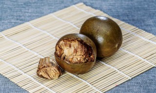罗汉果金银花泡水喝的5大功效（罗汉果金银花茶的功效与作用及禁忌）