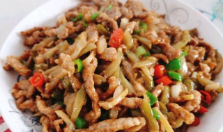 榨菜炒肉的做法 榨菜炒肉的做法切丁怎么切