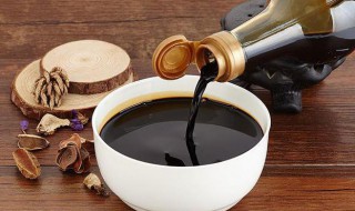 酱油功效作用禁忌（酱油功效与作用及禁忌）