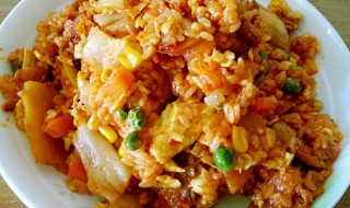 如何制作好吃的辣白菜芝士炒饭（如何制作好吃的辣白菜芝士炒饭视频）