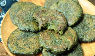 艾叶饼怎么做能保持青色 艾叶饼怎么做能保持青色呢