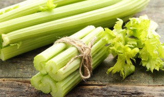 芹菜做法步骤（芹菜做法步骤视频）
