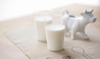 牛奶可以当水喝吗 牛奶好还是酸奶好