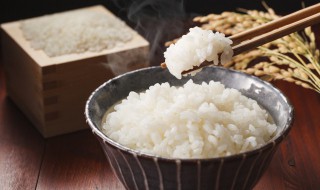 蒸米饭怎么蒸的一粒一粒的好吃（蒸米饭怎么蒸成一粒一粒的）
