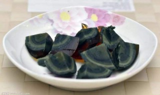 吃皮蛋和红薯要注意什么（吃皮蛋能吃红薯吗）