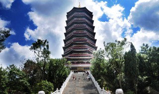 曲靖寥廓山的塔叫什么（曲靖寥廓山的塔叫什么名字）