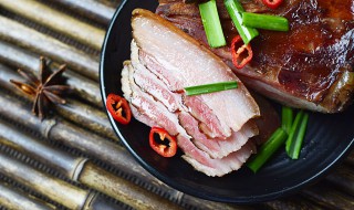 广式腊肉的腌制方法 广式腊肉的腌制方法和配料10斤肉多少盐