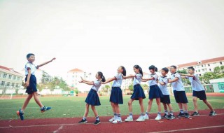 小学毕业留言（小学毕业留言老师寄语）