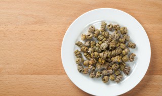 石斛如何泡水一次放多少好 石斛泡水的用量