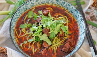自制川味红烧牛肉面（自制川味红烧牛肉面的做法）