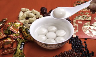 黑芝麻汤圆怎么做（大黄米黑芝麻汤圆怎么做）