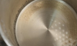 银壶水垢清洗方法（银壶水垢清洗方法有哪些）