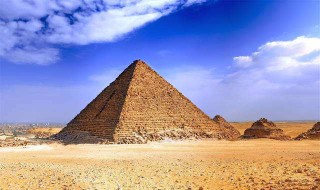 埃及金字塔最高多少米 埃及金字塔最高多少米?