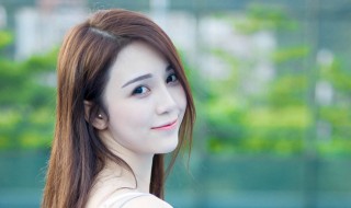 逗女孩子开心的话题有什么 逗女孩子开心的话题有哪些